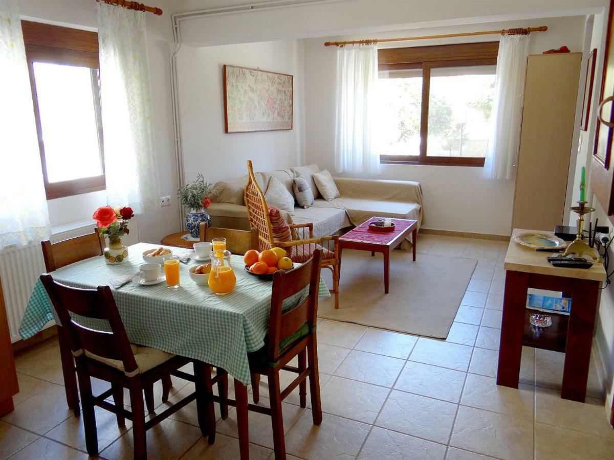 Apartment By The Sea Kato Daratso Esterno foto