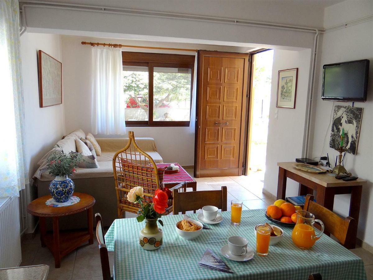 Apartment By The Sea Kato Daratso Esterno foto